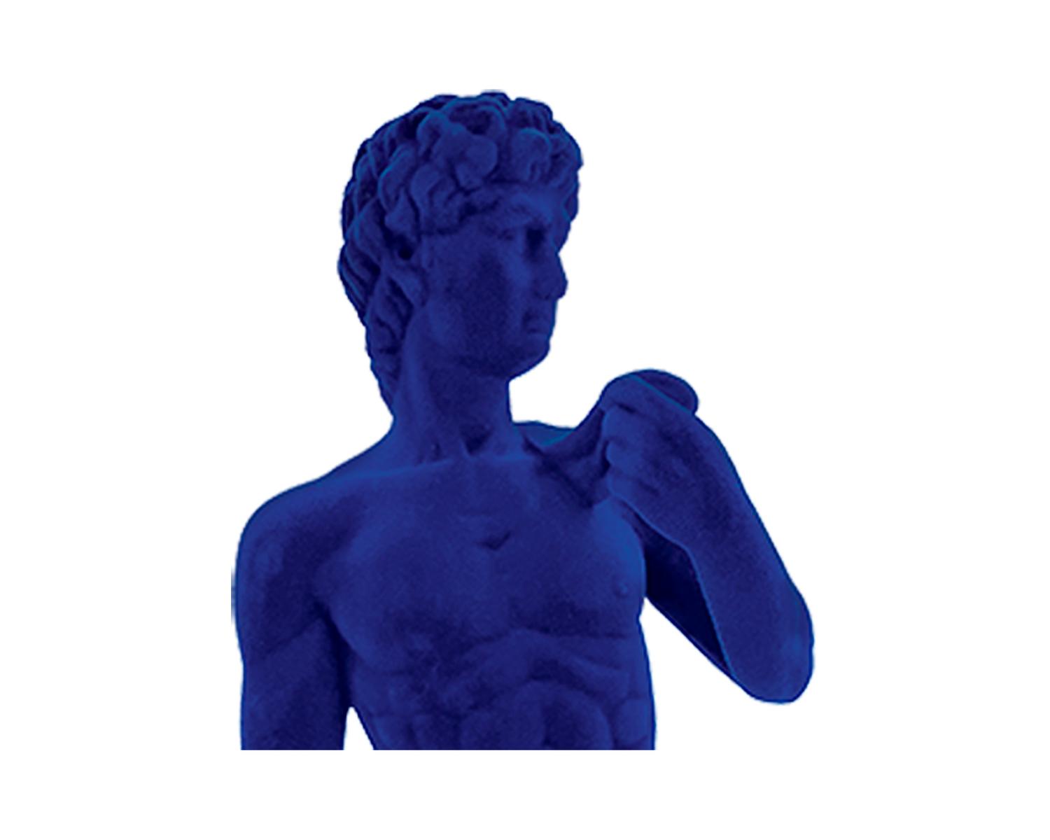 Escultura de David con acabado de Terciopelo